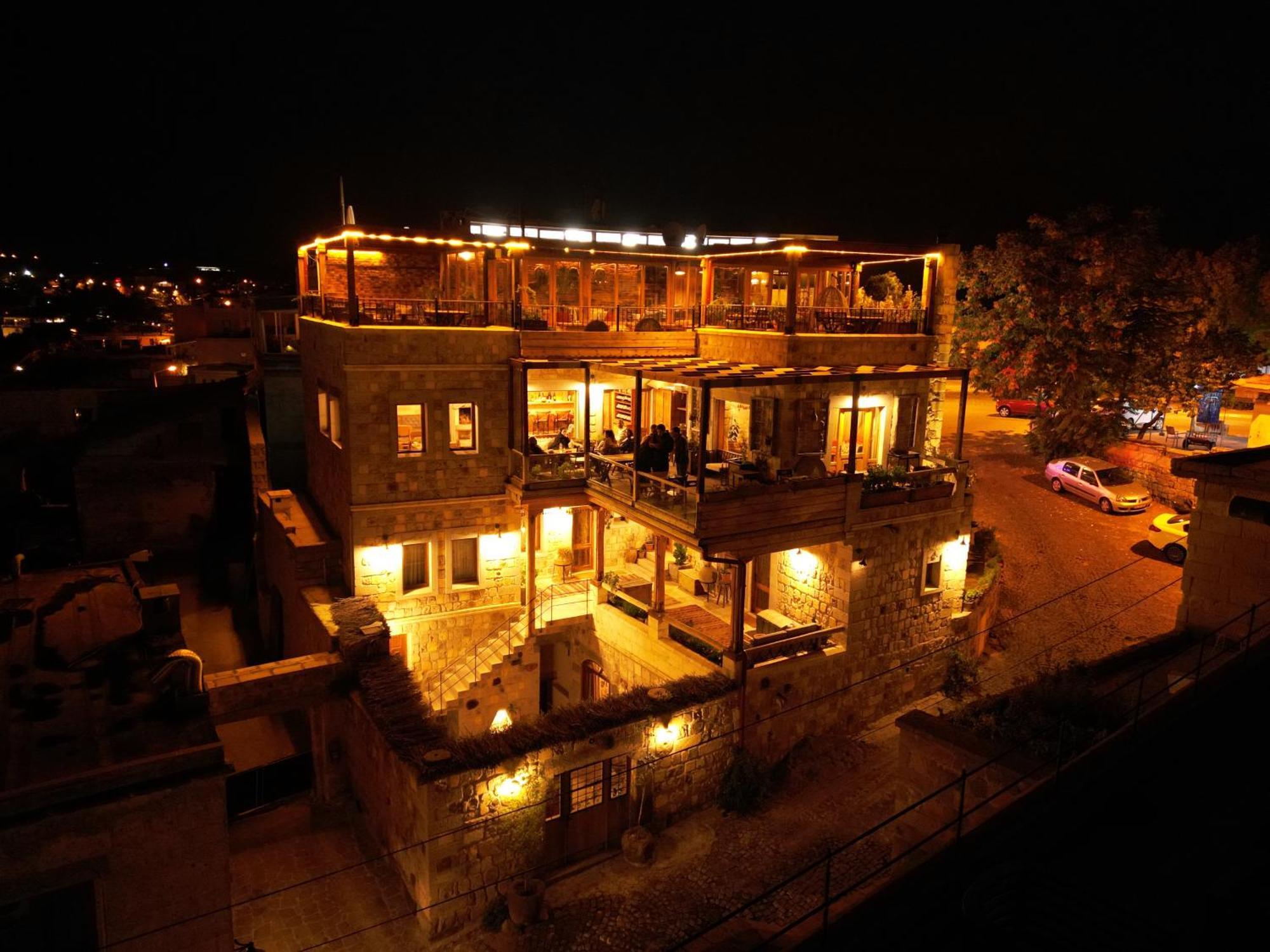 Vasil Cave Hotel Üchisar Exteriér fotografie