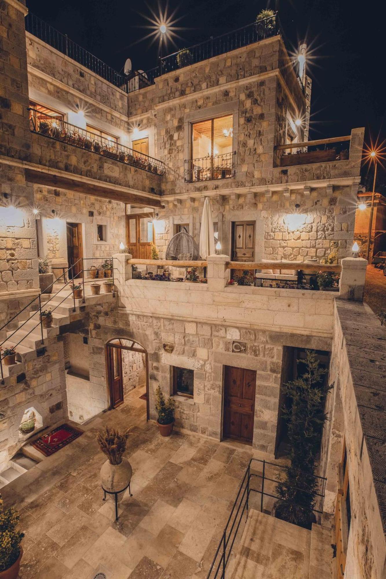 Vasil Cave Hotel Üchisar Exteriér fotografie