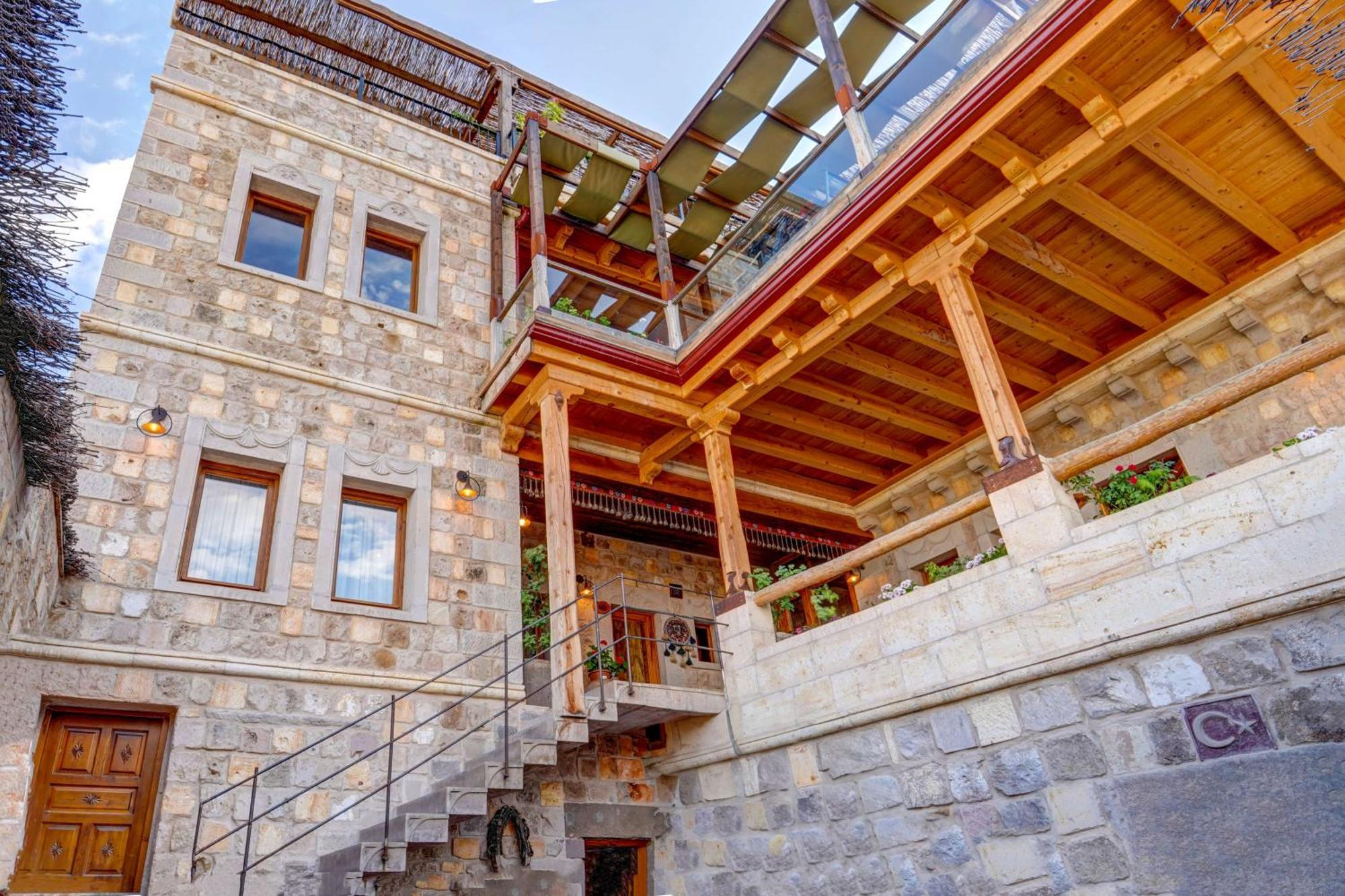 Vasil Cave Hotel Üchisar Exteriér fotografie