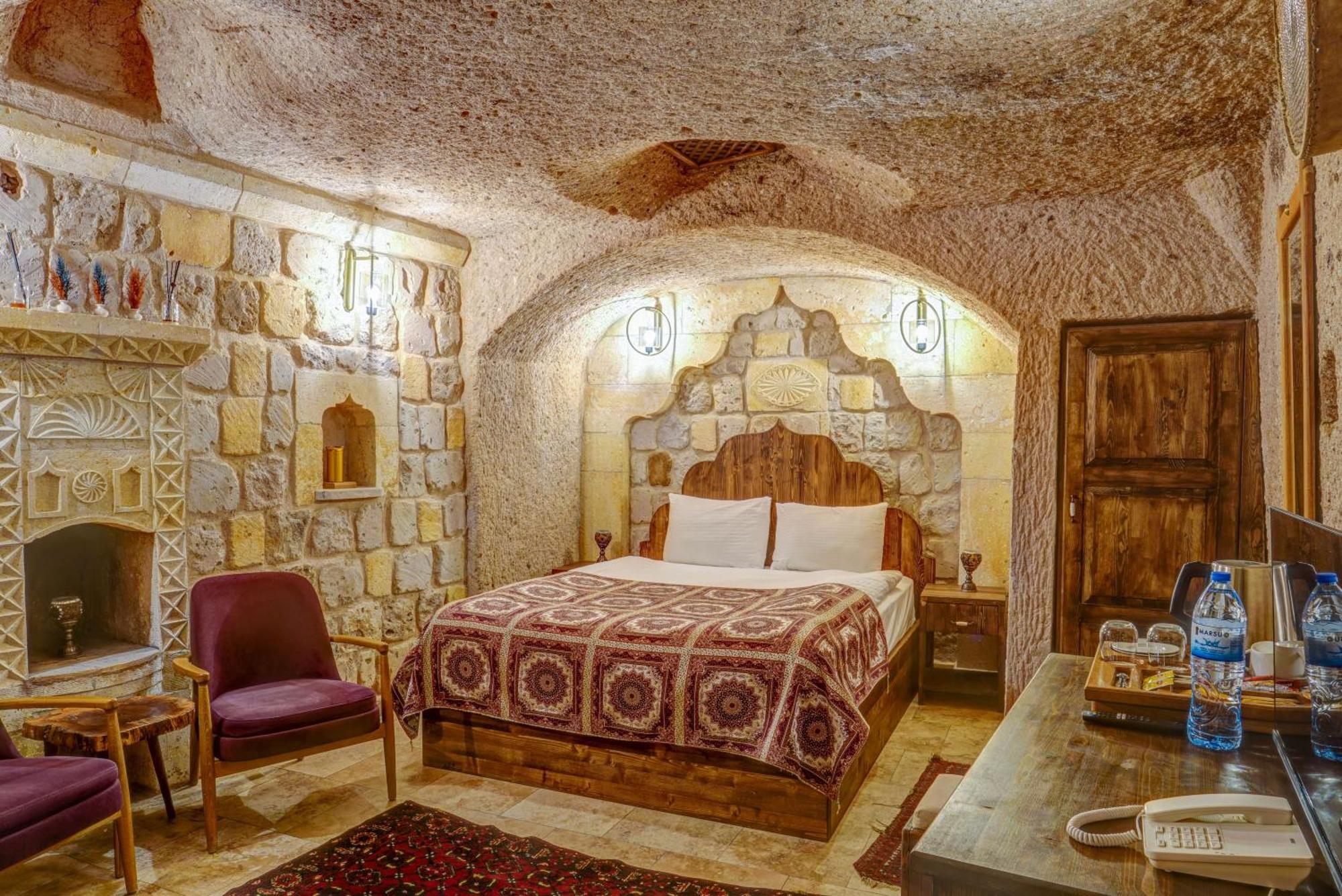 Vasil Cave Hotel Üchisar Pokoj fotografie