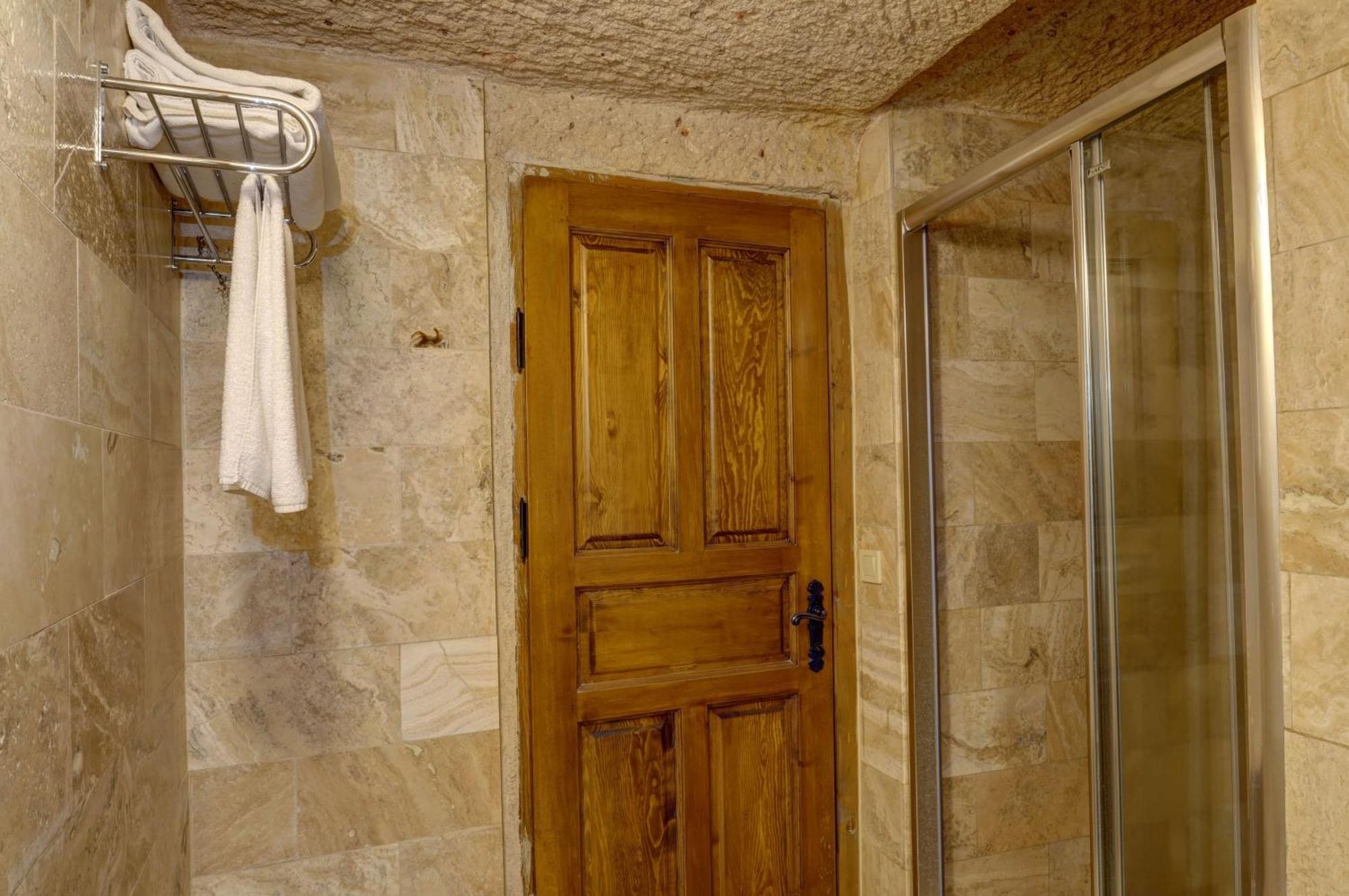 Vasil Cave Hotel Üchisar Pokoj fotografie