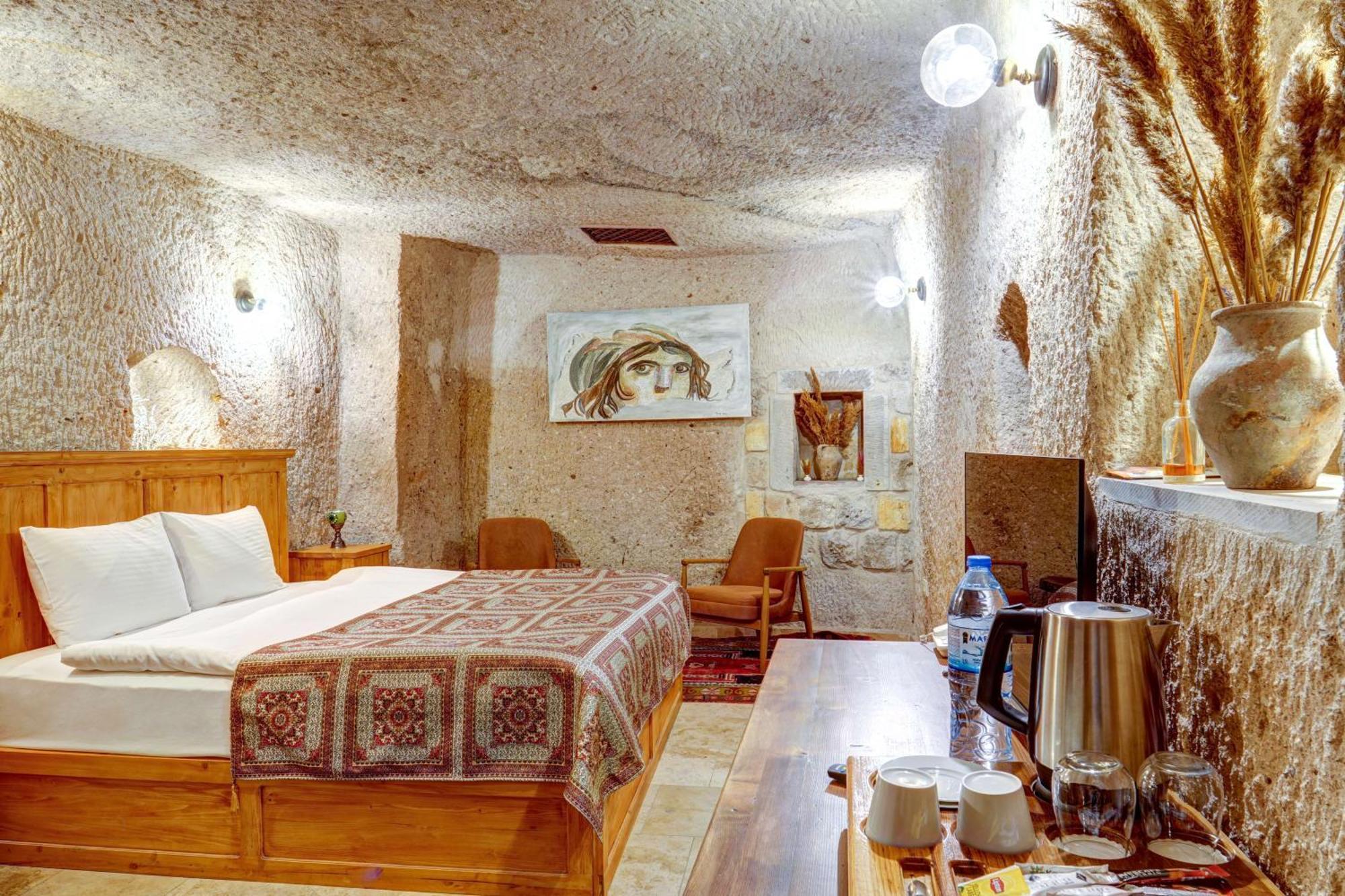 Vasil Cave Hotel Üchisar Pokoj fotografie