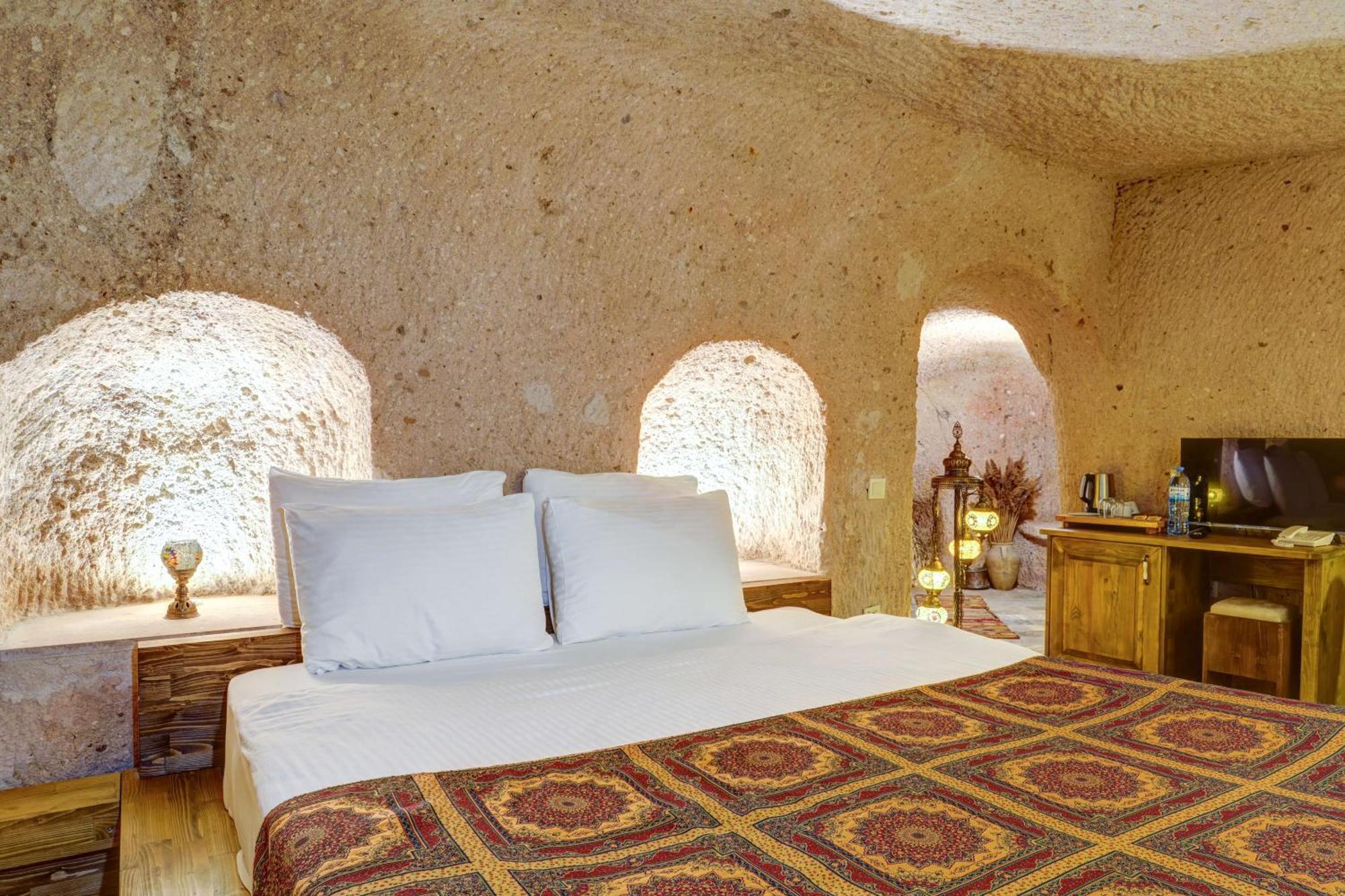 Vasil Cave Hotel Üchisar Pokoj fotografie