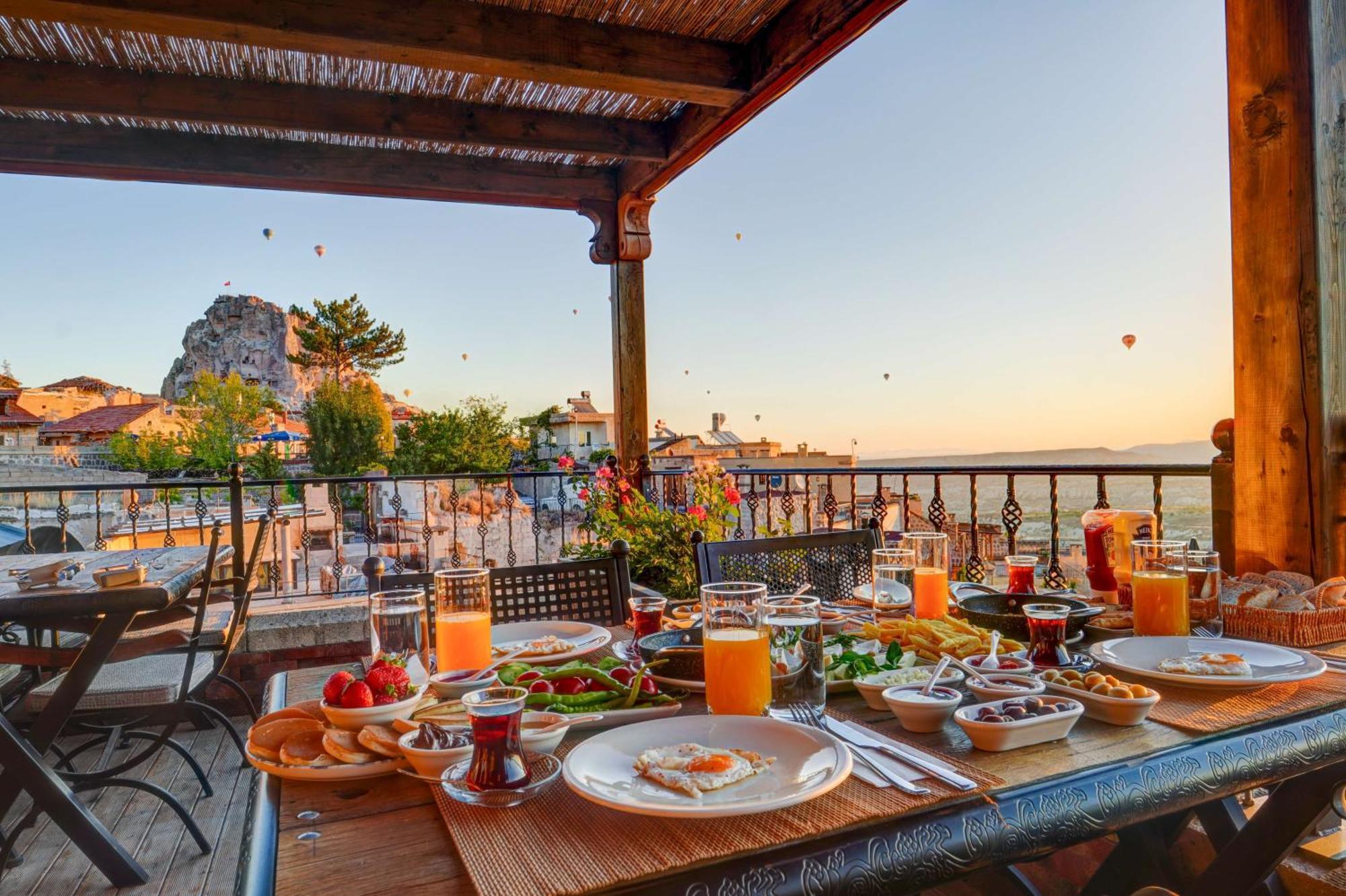 Vasil Cave Hotel Üchisar Exteriér fotografie