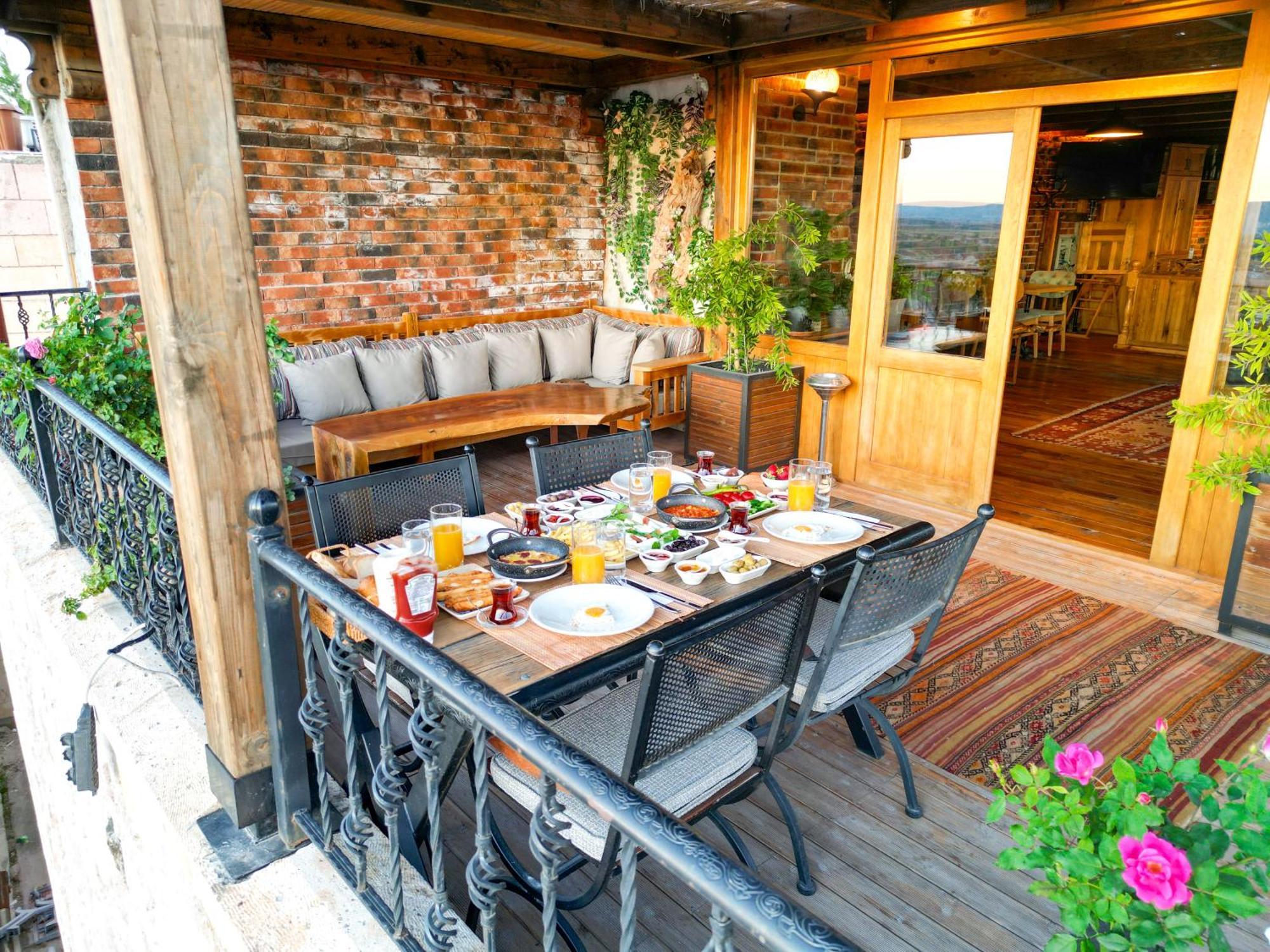 Vasil Cave Hotel Üchisar Exteriér fotografie